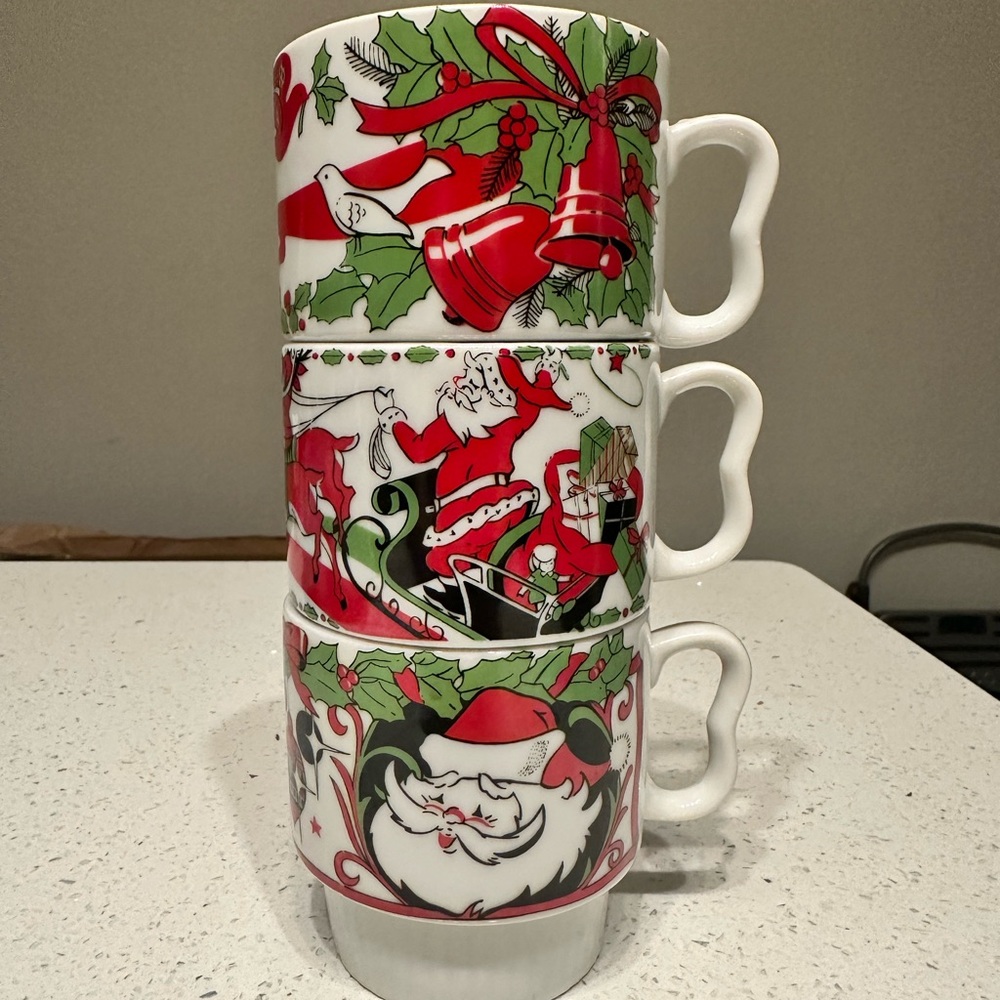 Vintage Christmas Stacking mugs